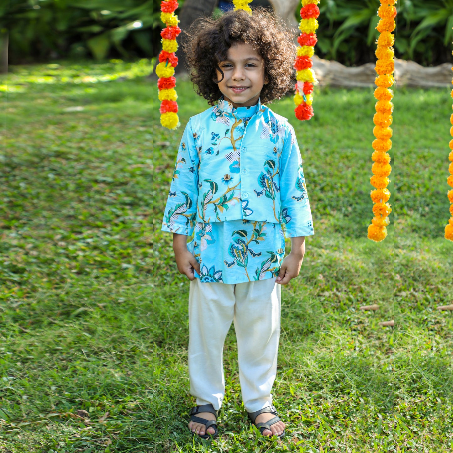 Thread Work And Floral Printed Jacket With Kurta And Pyjama