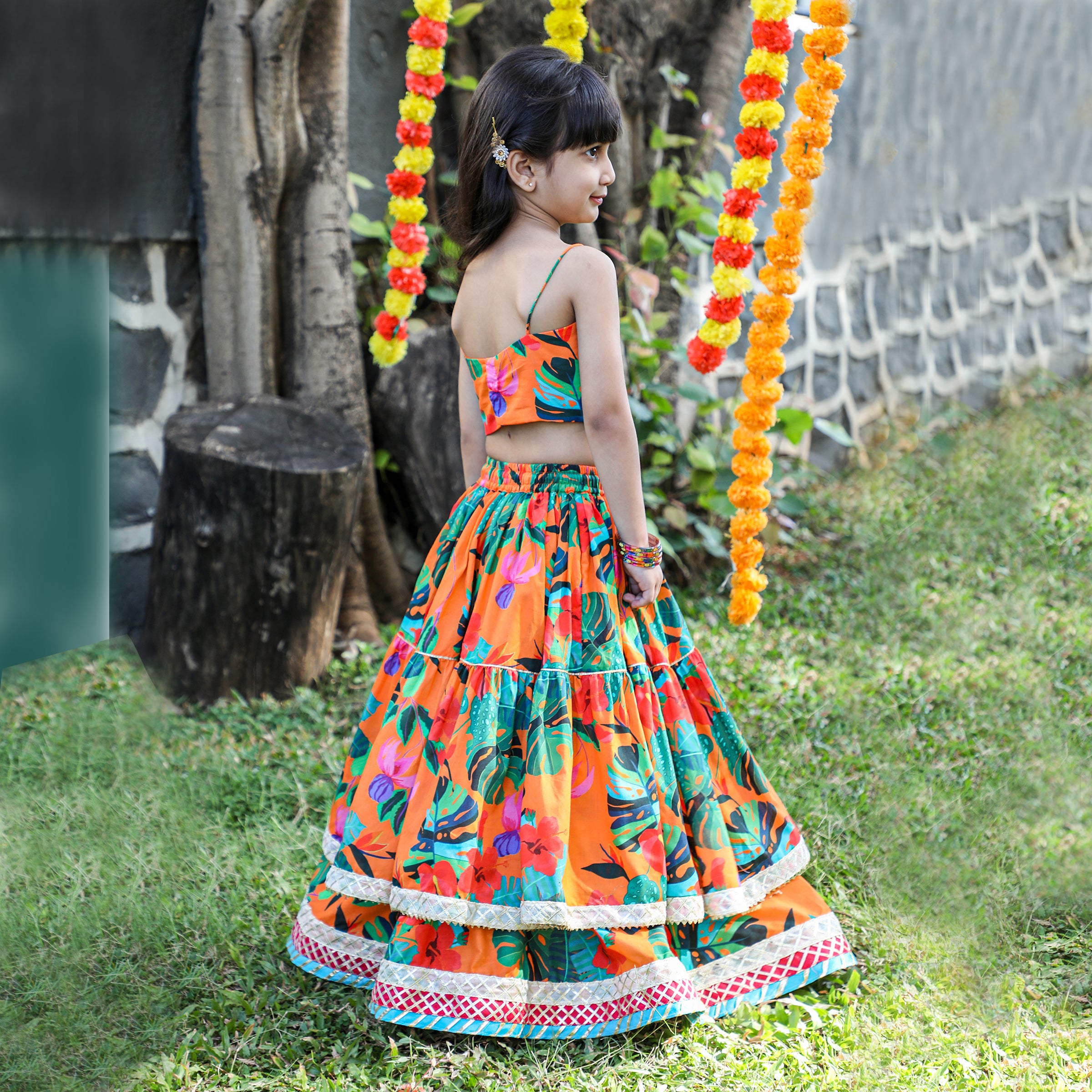 Buy Green & Beige Ethnic Wear Sets for Girls by Kinder Kids Online |  Ajio.com
